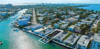 8221 Crespi Blvd, Miami Beach