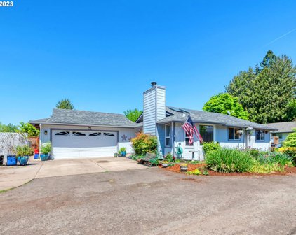 2333 E IRWIN WAY, Eugene