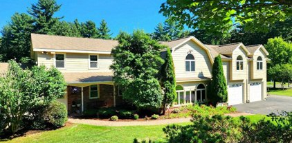 6 Yankee Woods Drive, North Reading