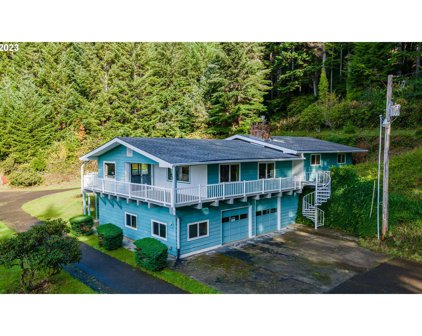 68950 ST DENNIS RD, North Bend