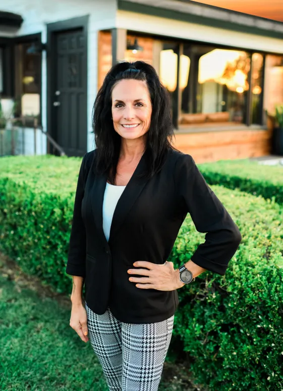 marci wells - agent