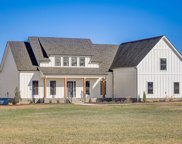 6435 Lascassas Pike, Lascassas image
