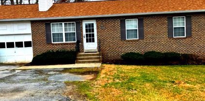 10101 Ridge St, Lanham
