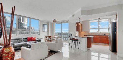 2000 N Bayshore Dr Unit #1211, Miami