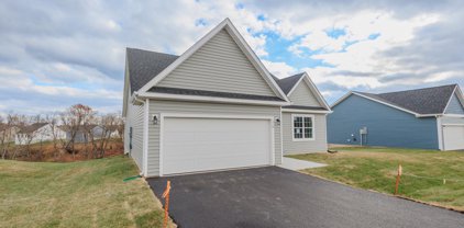 318 Vicksburg Ct, Martinsburg