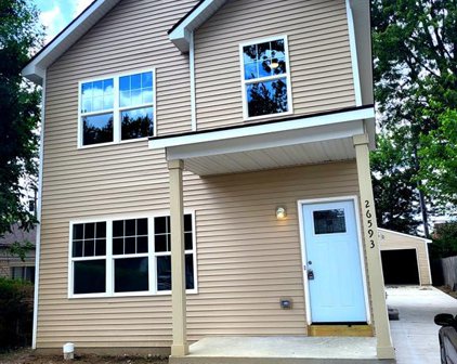 26593 HAMPDEN, Madison Heights