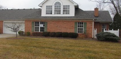 143 Crabapple Ct, La Grange