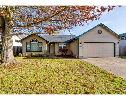 1229 ADELMAN LOOP, Eugene