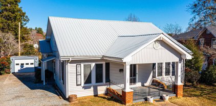 124 W 7th  Street, Rutherfordton
