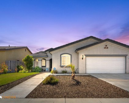 1506 Platea, Bakersfield