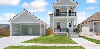 900 Perrin  Drive, Arabi