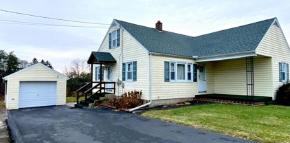 2 Ridge Ave, Carlisle