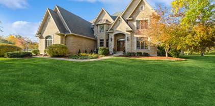 7N430 Hampton Drive, St. Charles