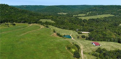 626.86 AC County Rd 211, Eureka Springs
