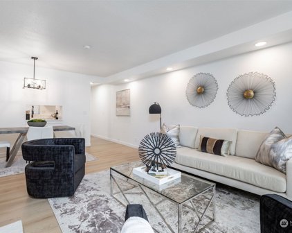 4813 180th Street SW Unit #C206, Lynnwood