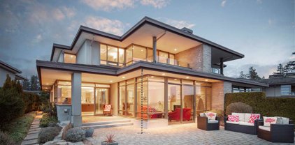 4940 Meadfeild Road, West Vancouver