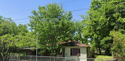 2423 Ellis School Road, Baytown