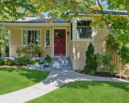 275 Sawyer Street, Auburn