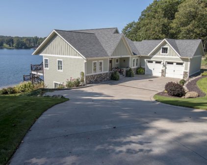 589 N 72nd Avenue, Hart