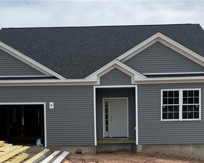 28 West River Road, East Windsor