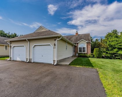 23 Castle Hill Rd Unit H, Agawam