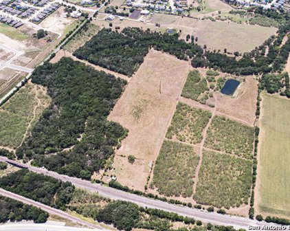 899 Conrads Ln, New Braunfels