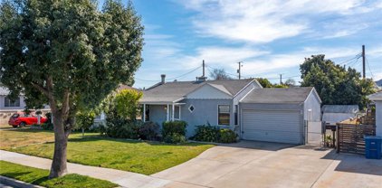 2614 W Chandler Boulevard, Burbank