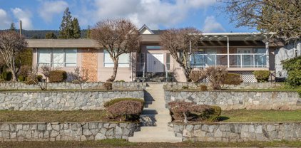2395 Mathers Avenue, West Vancouver
