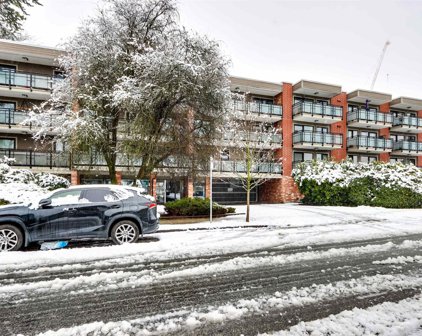 360 E 2nd Street Unit 106, North Vancouver