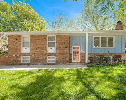 207 SW Craigmont Drive, Lee's Summit