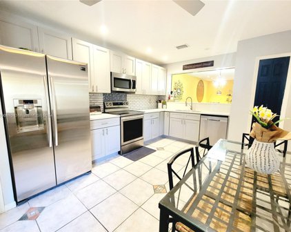 6182 Laurel Ln Unit #B, Tamarac