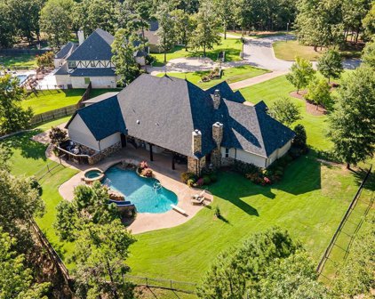 1406 Vanderbilt Drive, Tyler