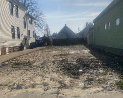 209 Cable  Street, Buffalo City-140200