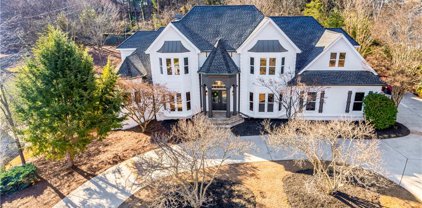 3450 Holly Trail Lane, Johns Creek