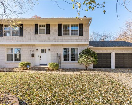 9426 Carter Drive, Overland Park