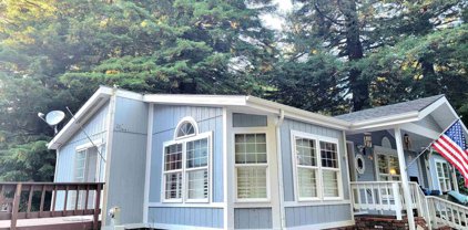 305 Dundas Road, Crescent City