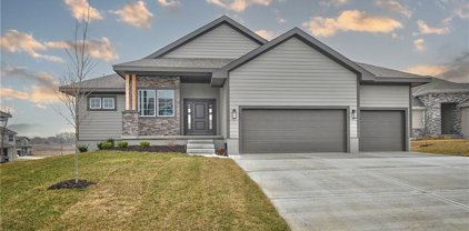 5821 Apache Drive, Shawnee