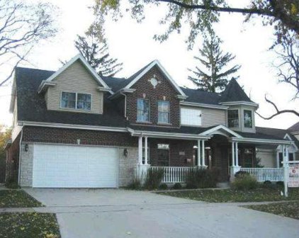 714 N Vail, Arlington Heights