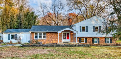 13124 Chestnut Oak Dr, Gaithersburg