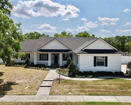 925 Square Lake Drive, Bartow