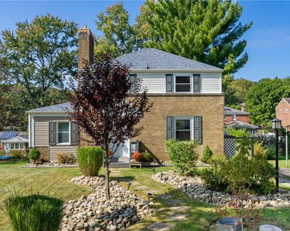 1811 Vollmer Dr, Shaler