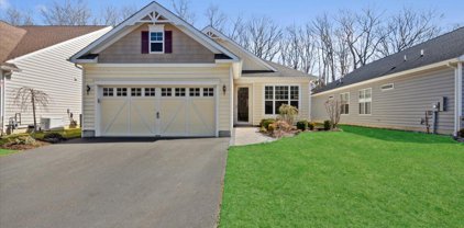 33 Lily Pond Court, Howell