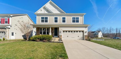 11241 Saint Christopher Dr, White Plains