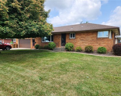 1 Dennis Lane, Cheektowaga