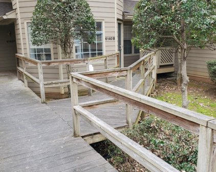 6140 Gray Gate  Lane Unit #B, Charlotte