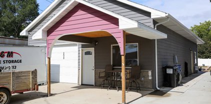 208 E Court St, Lennox