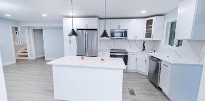8113 Pinecrest Ave, Rosedale