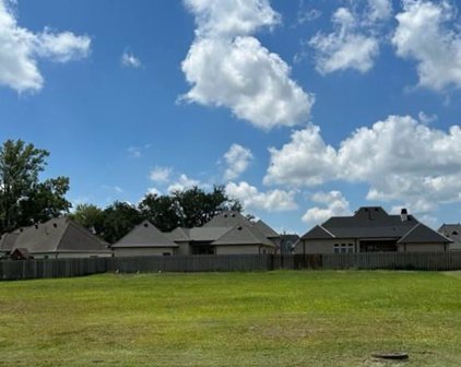 328 Cypress Crossing  Drive, Belle Chasse