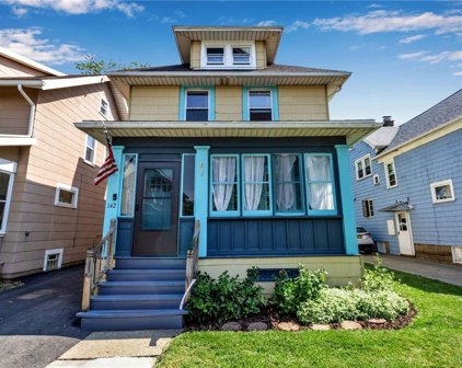 142 Tremaine  Avenue, Kenmore-Village-146401