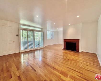 9707  Charnock Ave Unit 101, Los Angeles